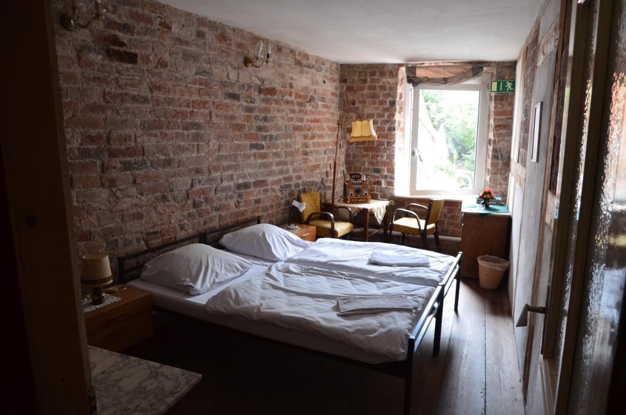 Altstadthotel Zum Goldenen Anker Lübeck Exterior foto