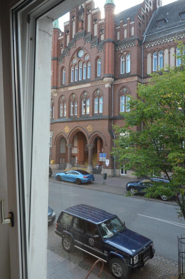 Altstadthotel Zum Goldenen Anker Lübeck Exterior foto
